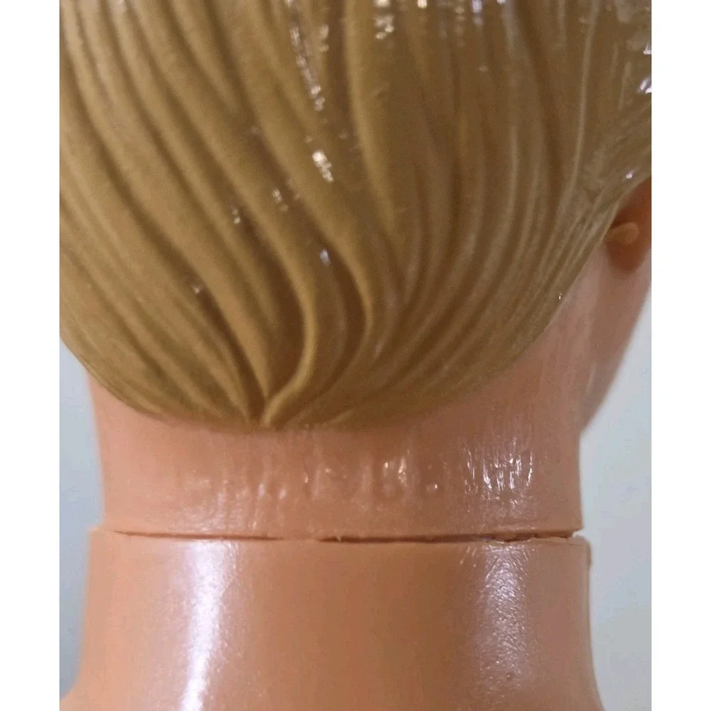Vintage 1968 Barbie Blonde‎ Hair/Blue Eyes Ken Doll Bendable Legs
